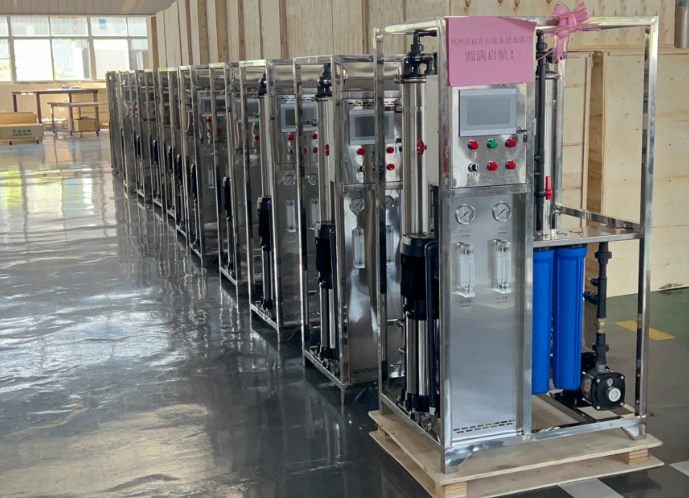 Projet de purification de l'eau des écoles VLLRO en Malaisie : prétraitement fractionné + solution de système RO simplifiée